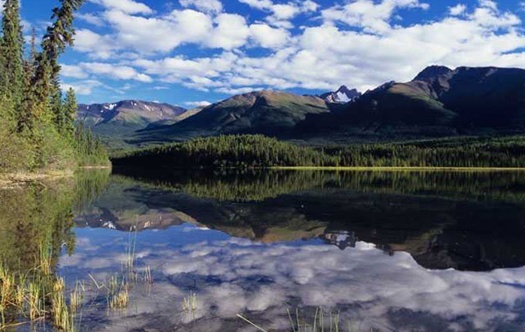 Fort Nelson Lake BC | Rondreis Canada