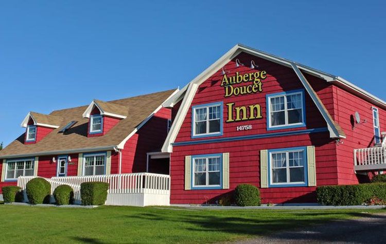 L’Auberge Doucet Inn Voorkant