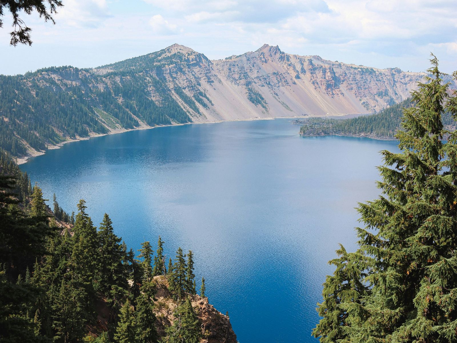Rondreis Amerika, Crater Lake National Park, Meer vanaf de berg