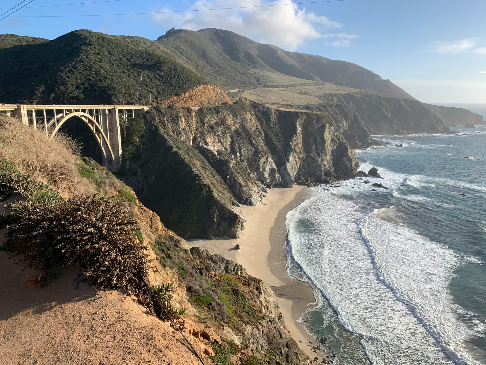 Rondreis Amerika, Monterey & Carmel, kliffen met brug