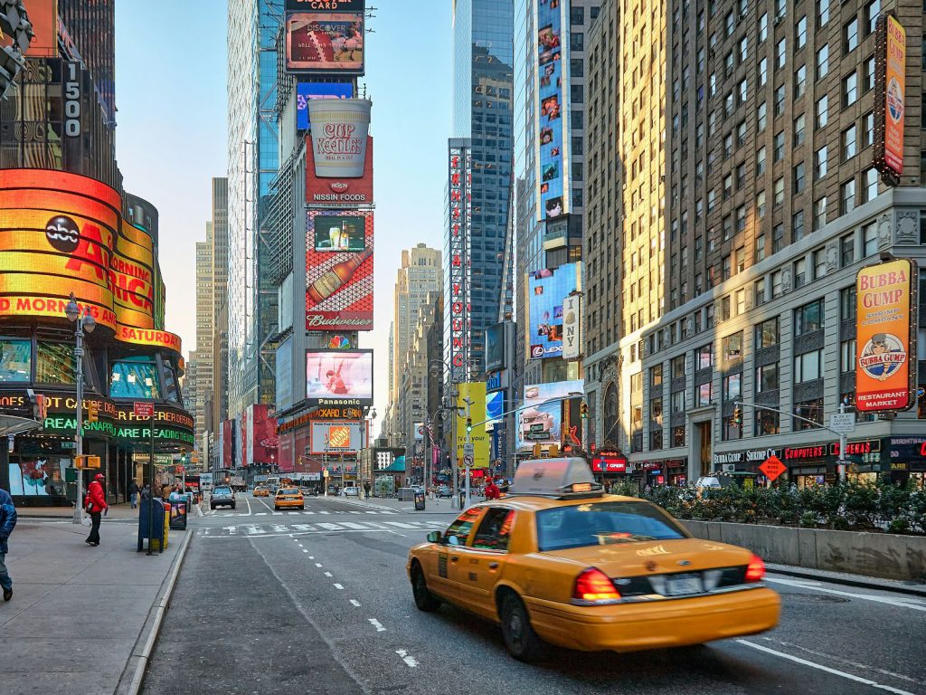 Rondreis Amerika, New York, Times Square met gele taxi