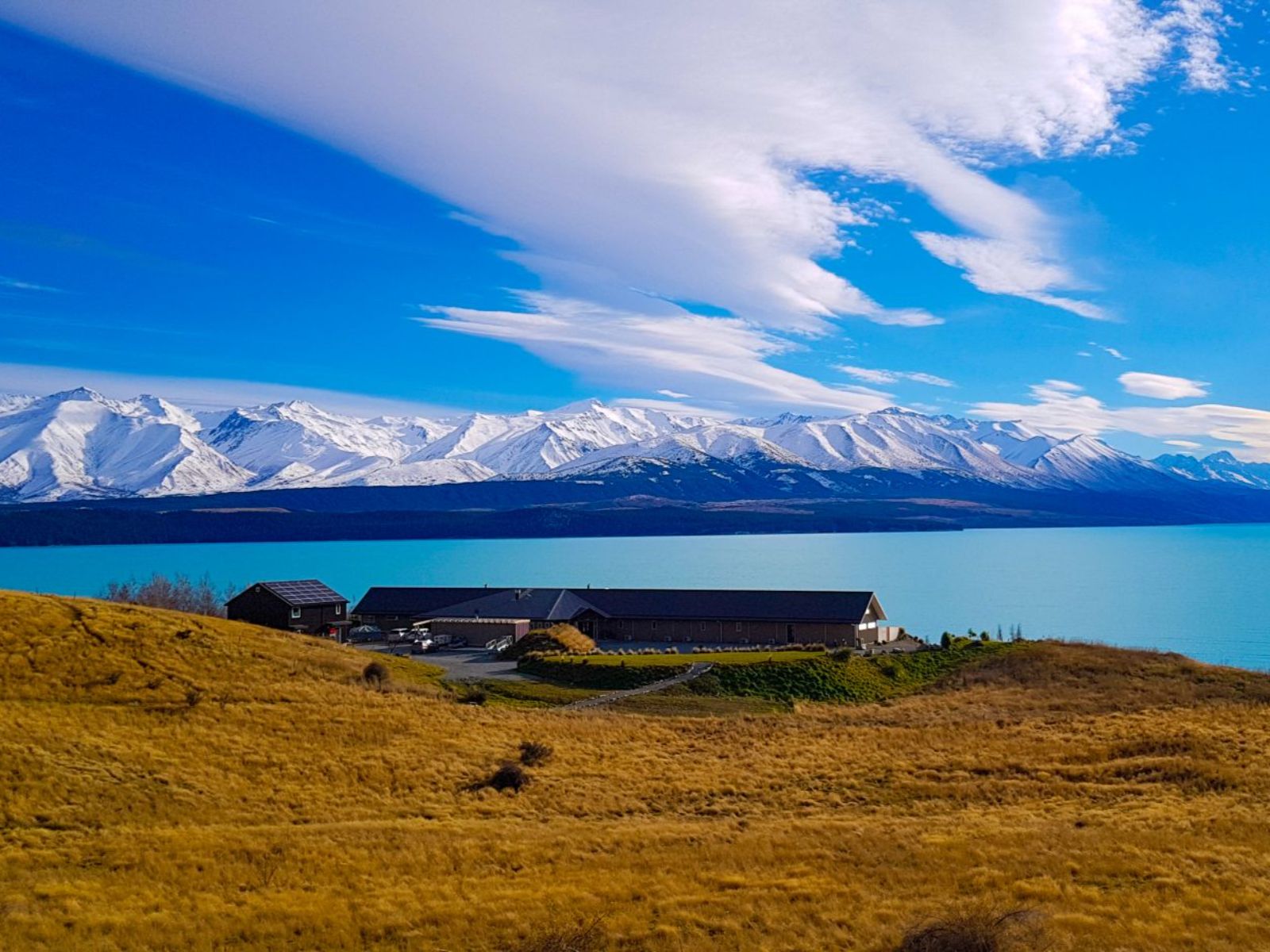Rondreis Nieuw Zeeland, Pukaki, Lakestone Lodge, Accomodatie Met Bergen