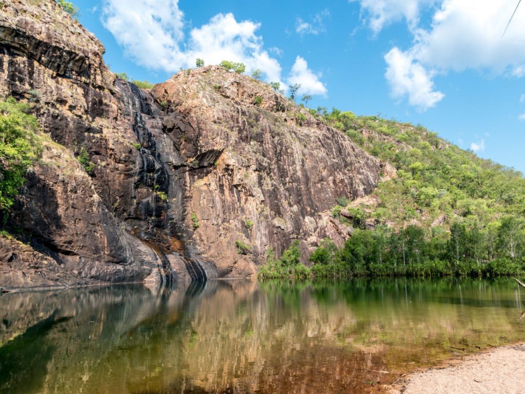 Rondreis Australië, Kakadu National Park, bergen bij het water