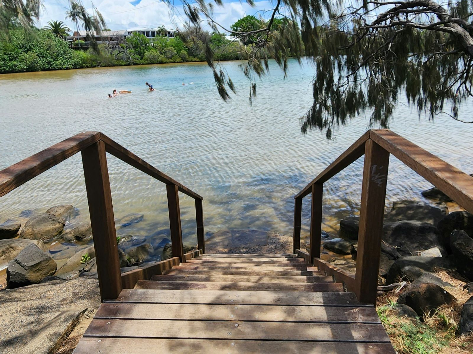 Rondreis Australië, Bundaberg, trap naar het water
