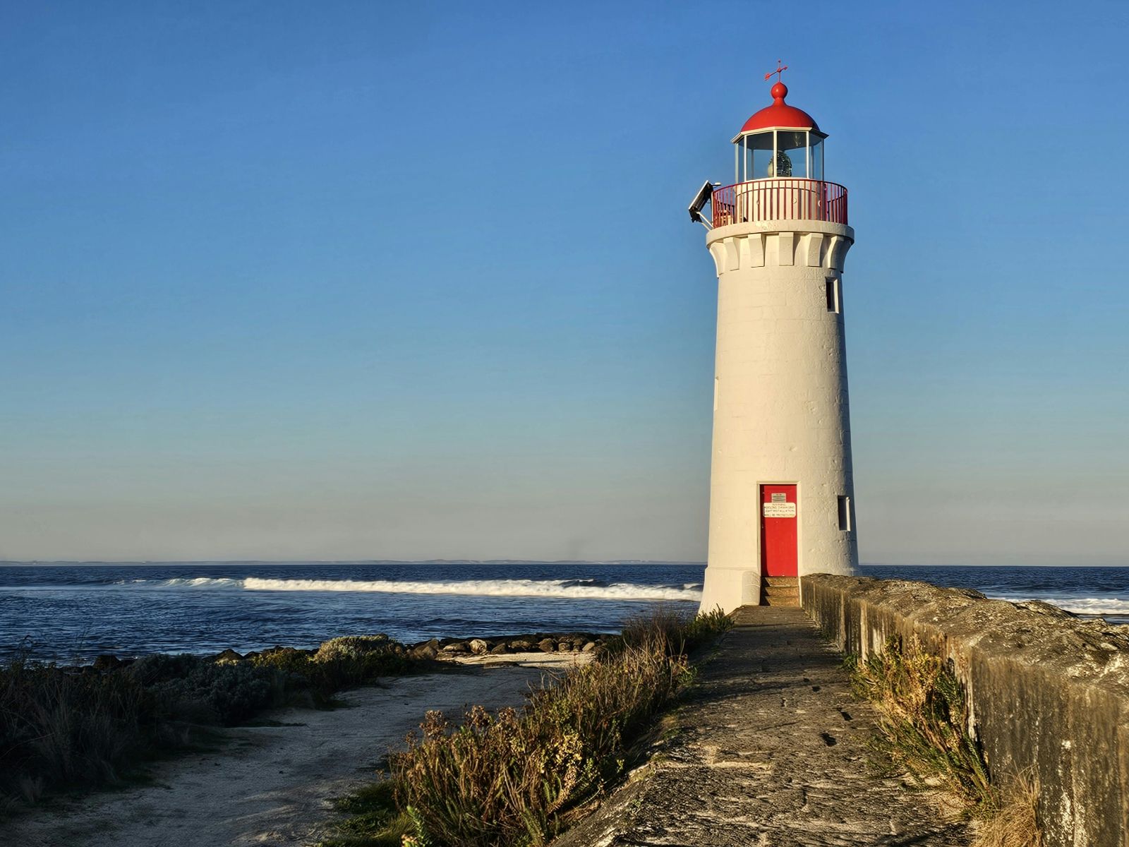 Rondreis Australië, Port Fairy, vuurtoren in de zon