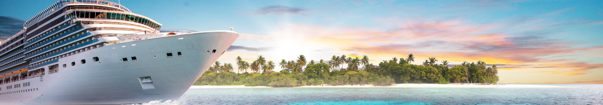 Luxe cruise boot op een tropisch eiland