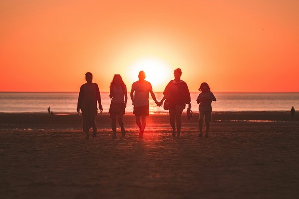 Familiereizen