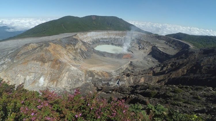 Leuke weetjes over landen: de Poás vulkaan in San Jose, Costa Rica, is de meest actieve vulkaan