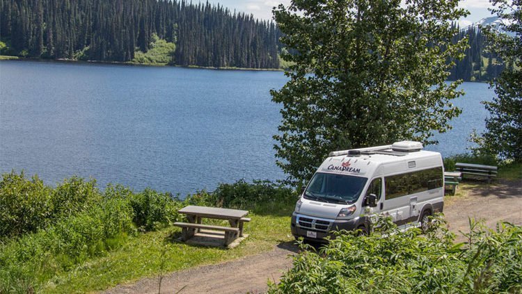 Camperreis West-Canada met een camper van Canadream-type-DVC-3