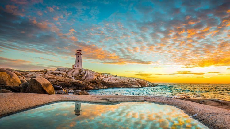 Canada-Nova-Scotia-Peggys-Cove-Lighthouse
