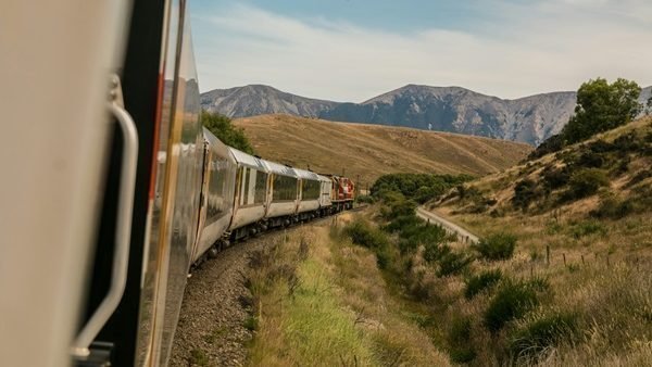 empire-builder-train USA