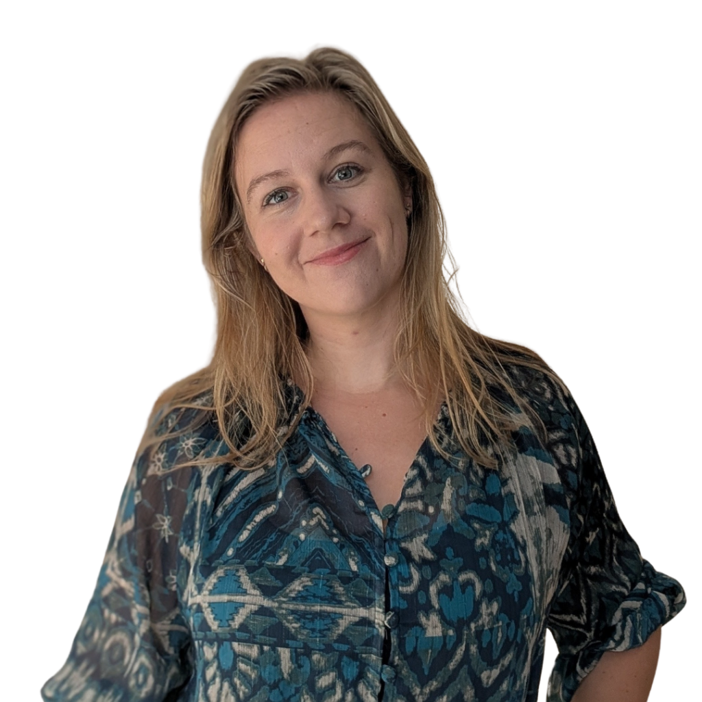 Collega Annelou van WRC Reizen met een witte achtergrond