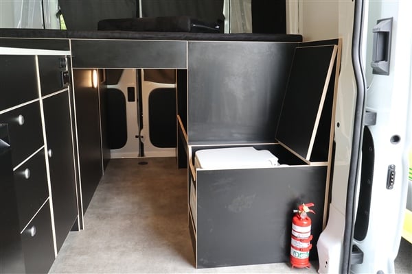 Apollo, Hitop NZ, interieur toilet