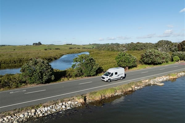 Apollo, Hitop NZ, weg in NorthIsland Waipu