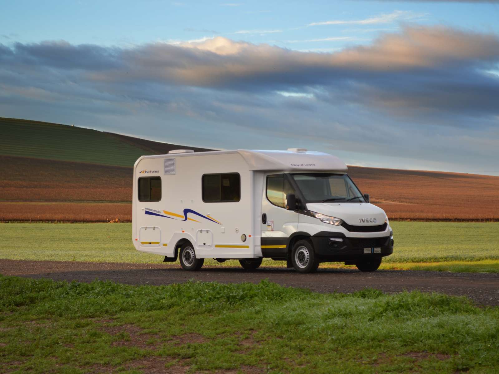 Bobo Campers Afrika Discoverer 4 New Exterior 2
