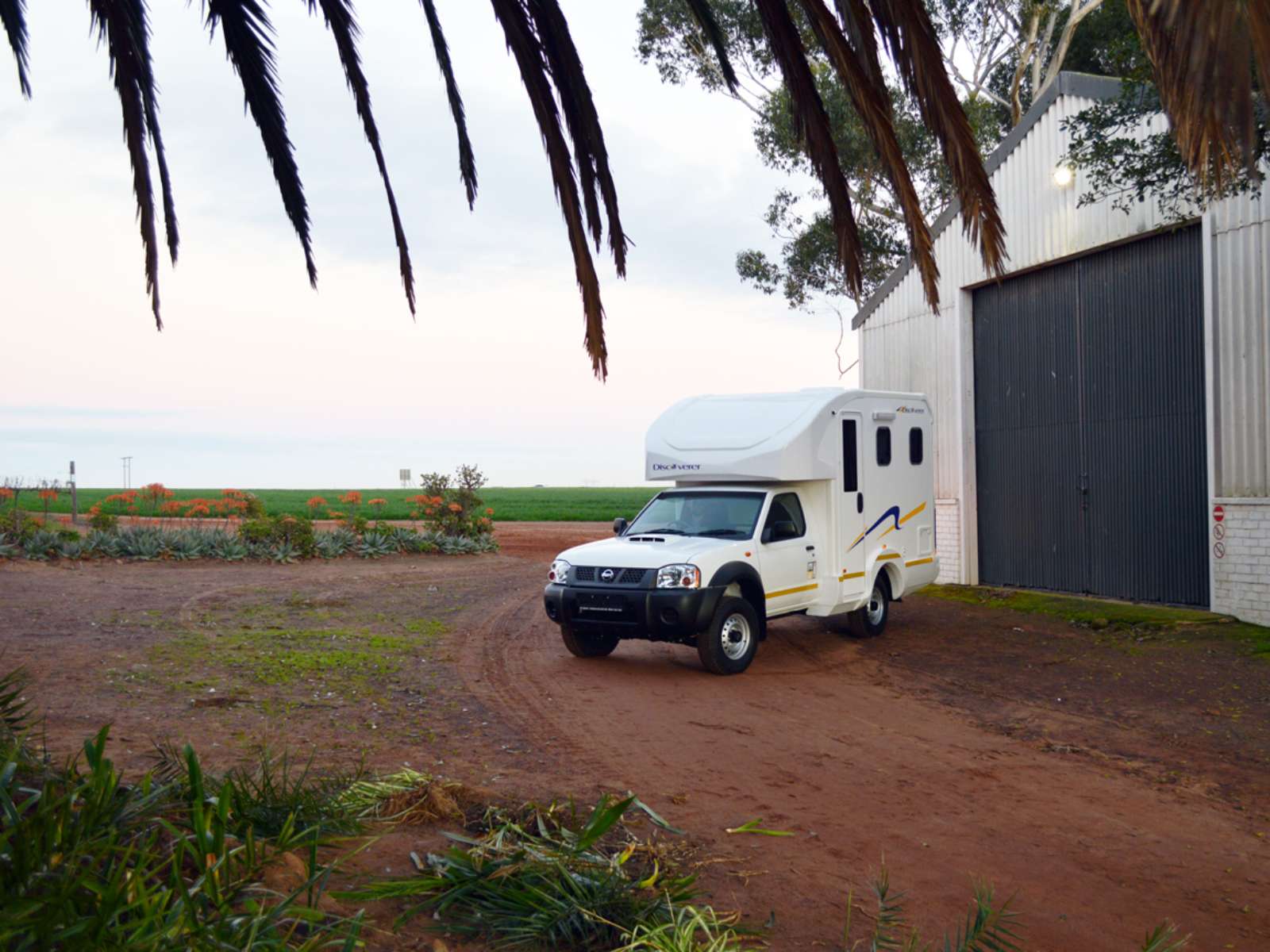 Bobo Campers Afrika Discoverer FunXA 4x4 Exterior On The Farm