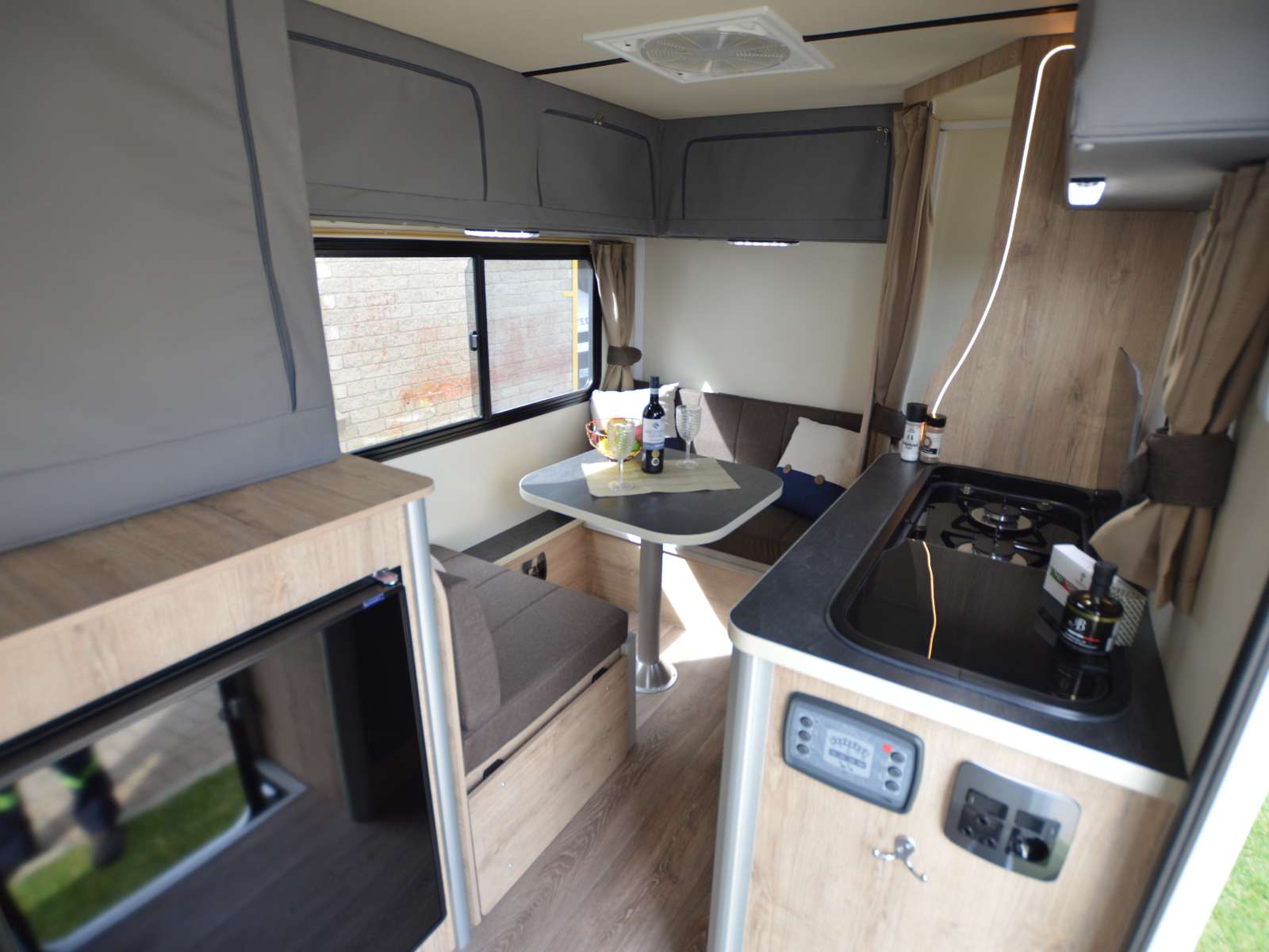 Bobo Campers Afrika Discoverer FunXA 4x4 Keuken