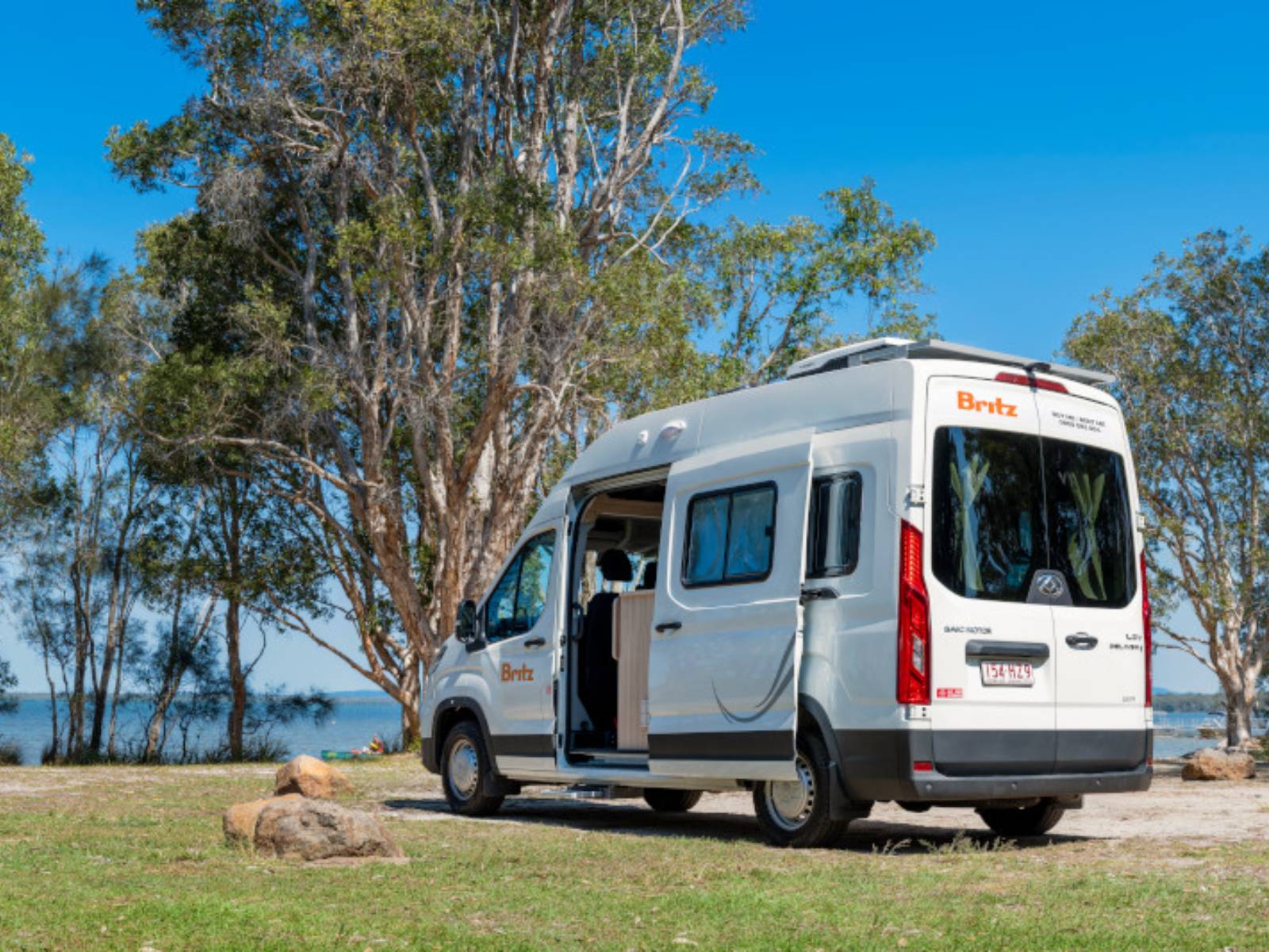 Britz 2 Berth HiTop AU 2425 5113