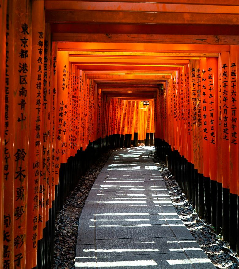 Rondreis Japan, Kyoto, Fushimi Inari, rode poort