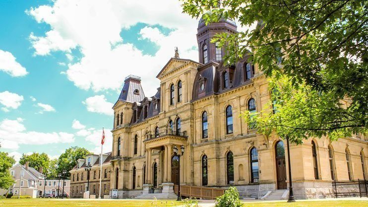 Fredericton City Hall New Brunswick | Rondreis Canada