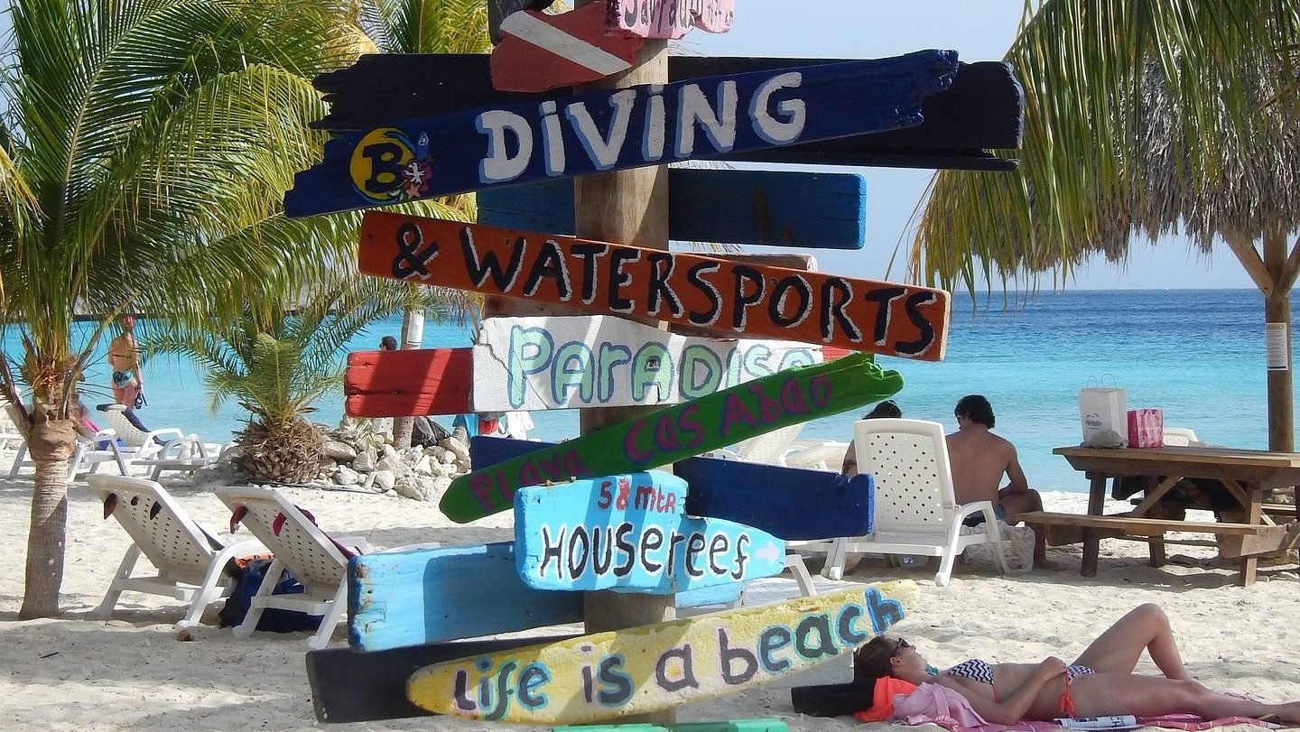Curacao strand borden