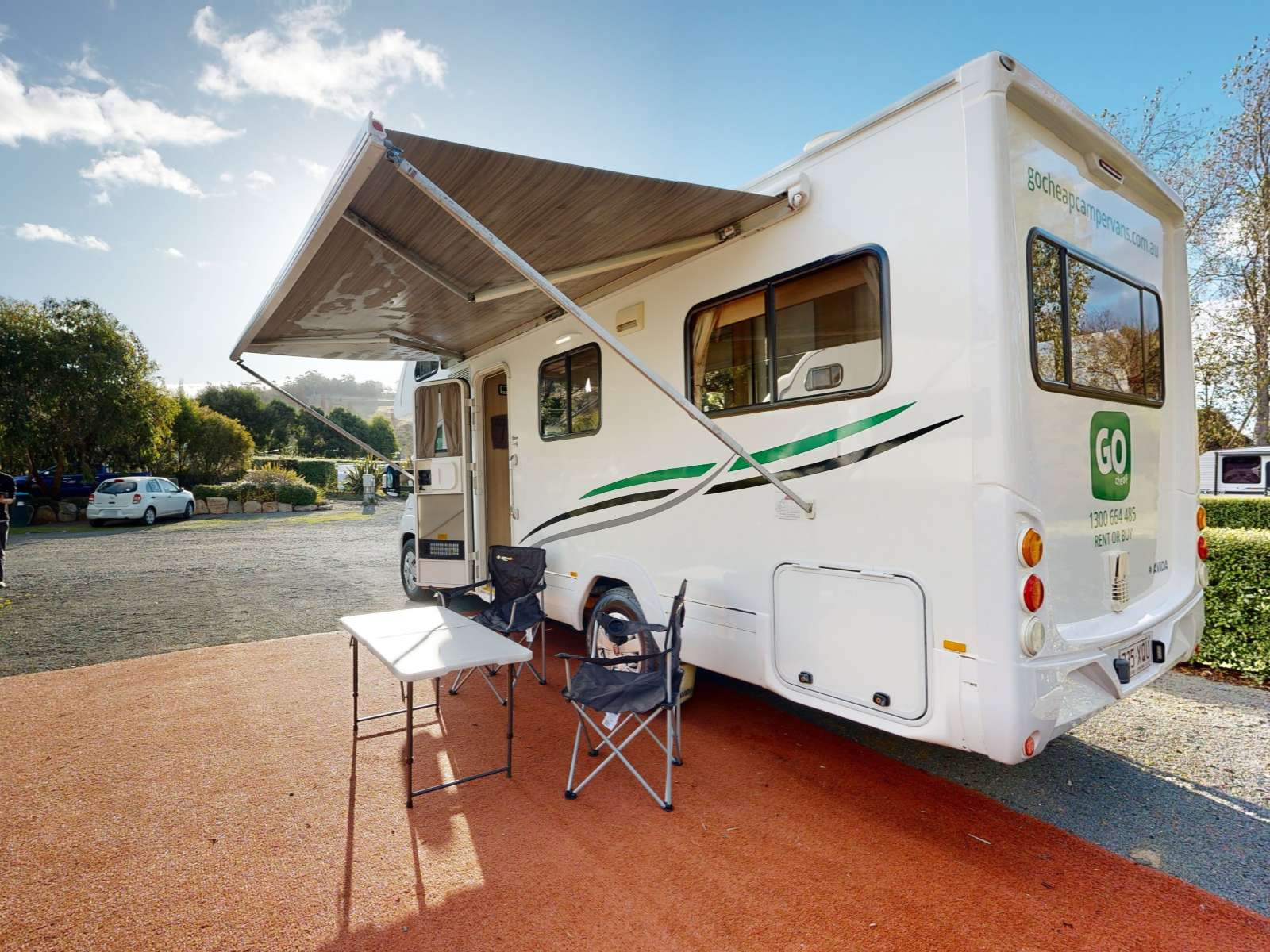 Go Cheap, 4 Berth Henty Campervan, Camper Luifel