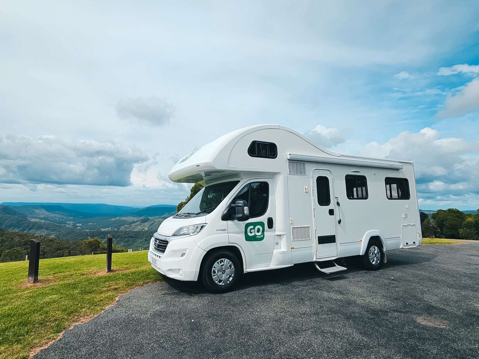 Go Cheap, 4 Berth Henty Campervan, Camper