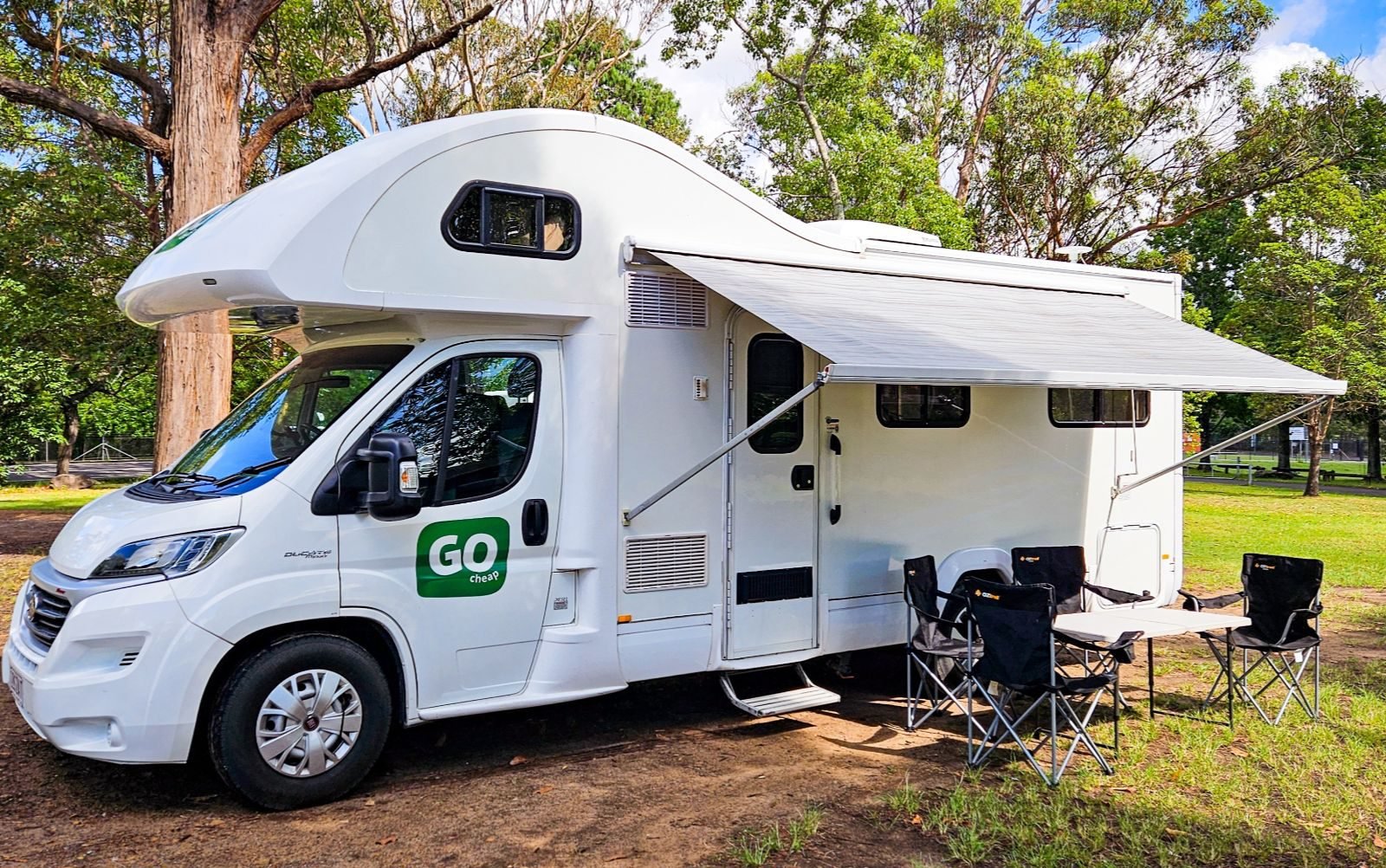 Go-Cheap-6-Berth-Derwent-Campervan-camper