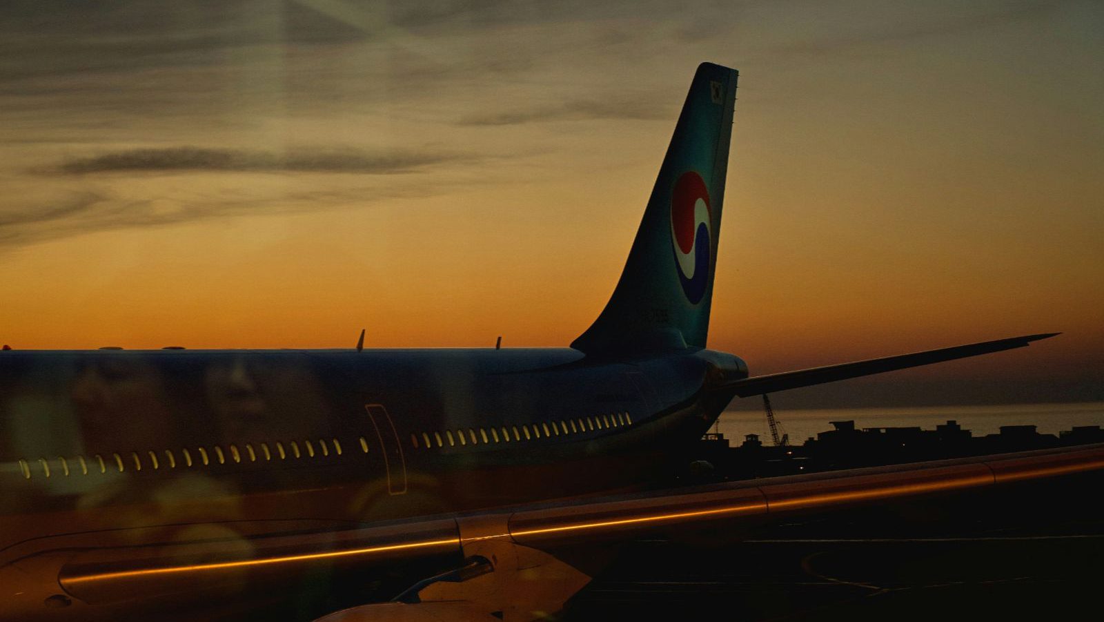 Rondreis Zuid Korea, Korean Air, Vliegtuig op vliegveld