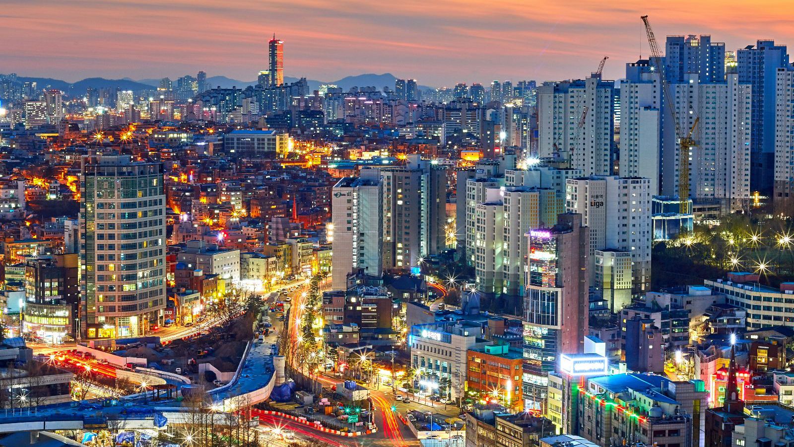 Rondreis Zuid Korea, Seoul, skyline in de avond