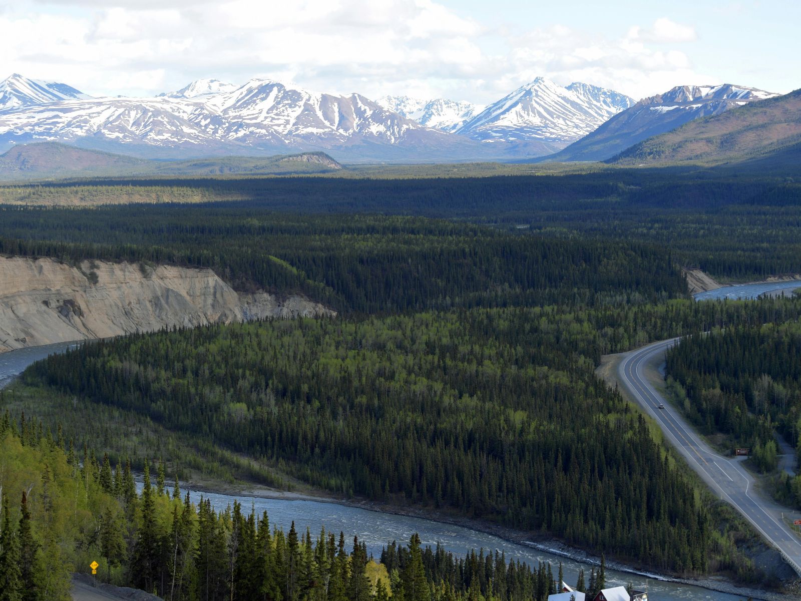Rondreis Amerika, Alaska, Paxson, Denali National Park Besneeuwde Bergen
