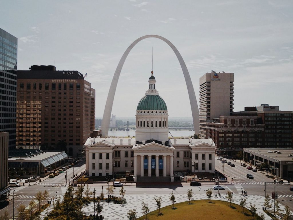 Rondreis Amerika, St. Louis, Arch Met Gebouwen