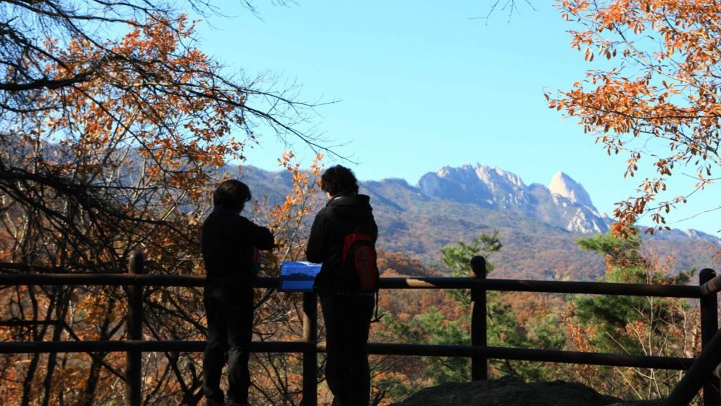 Rondreis Zuid Korea, Excursie Bukhansan Hiking Tour, Bukhansan NP Hiking Route Uitzicht