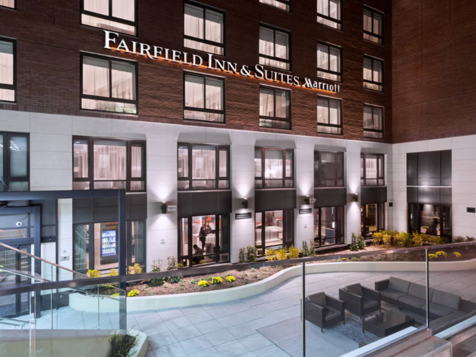Rondreis Amerika, Fairfield Inn & Suites by Marriott New York Manhattan - Central Park, vooraanzicht hotel