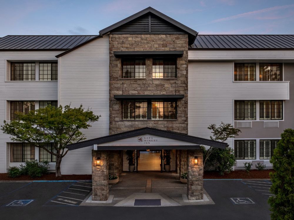 Rondreis Amerika, Napa, Napa Winery Inn, vooraanzicht hotel