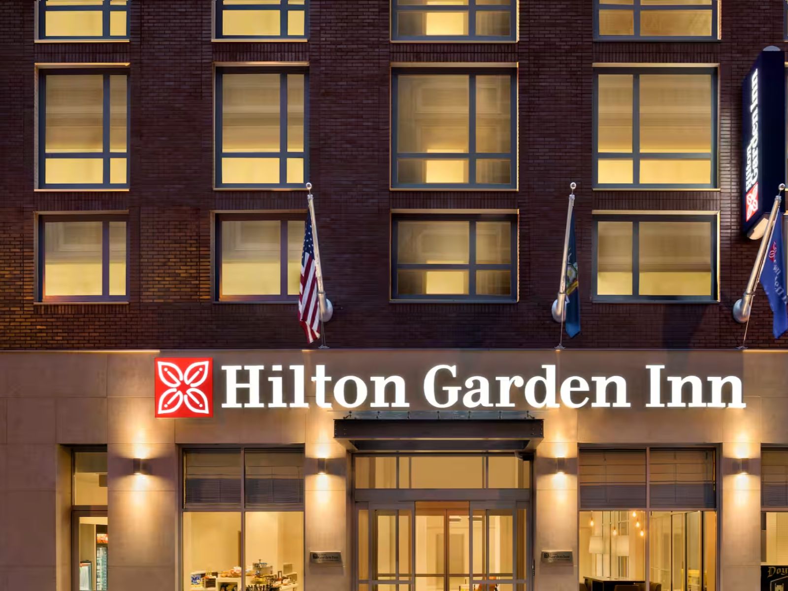 Rondreis Amerika, New York City, Hilton Garden Inn New York Times Square South, naam van hotel