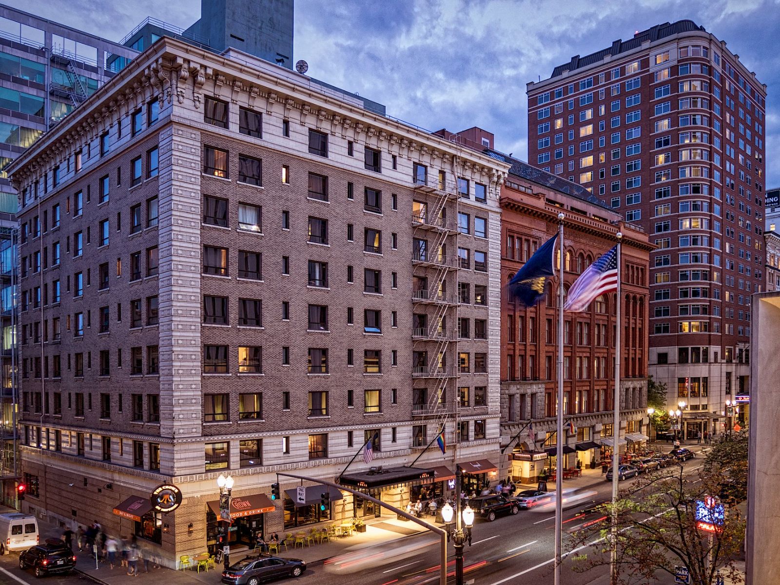 Rondreis Amerika, Portland, Hotel Lucia, vooraanzicht hotel