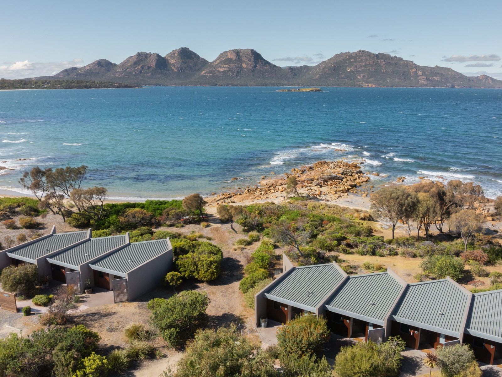 Rondreis Australië, Coles Bay, Edge Of The Bay Resort, bovenaanzicht