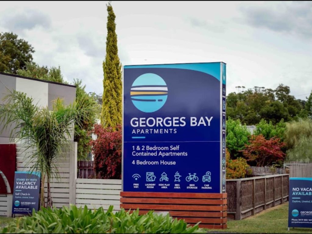 Rondreis Australië, St. Helens, Georges Bay Apartments, buitenaanzicht