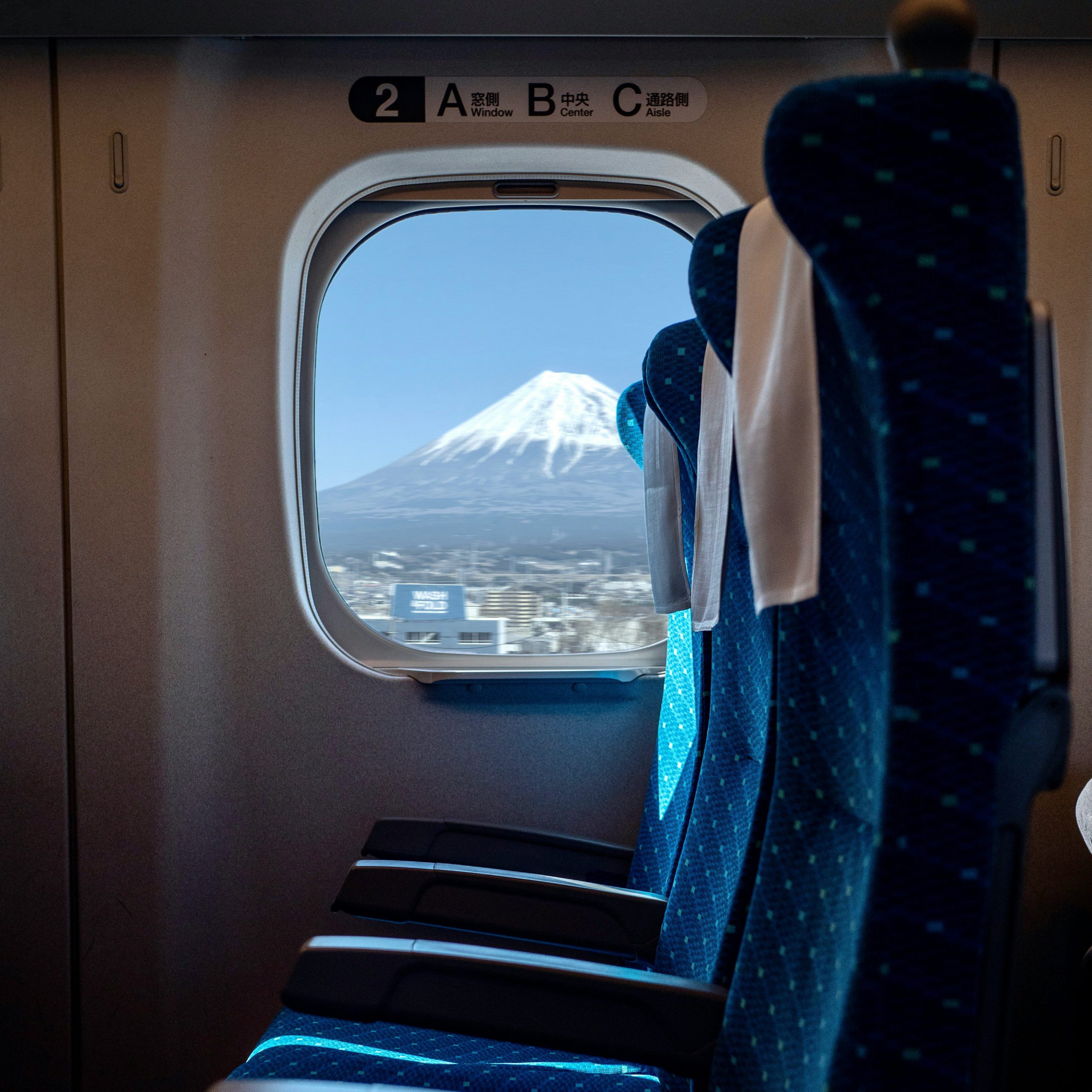Japan Mount Fuji Shinkansen trein unsplash