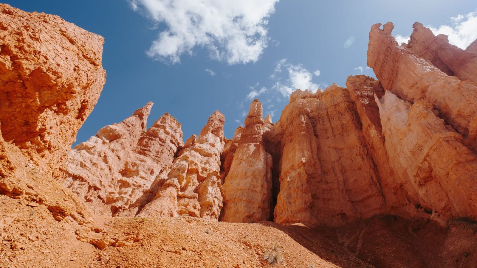 Rondreis Amerika, Bryce Canyon, Under Canvas Bryce Canyon, Rode rotspieken