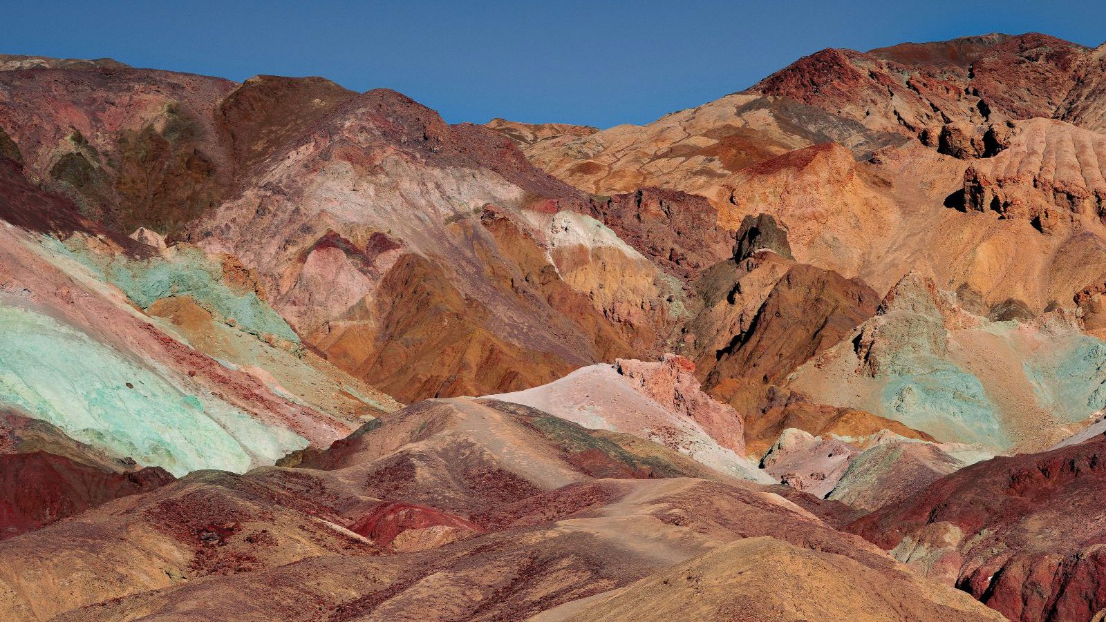 Rondreis Amerika, Death Valley National Park, gekleurde bergen