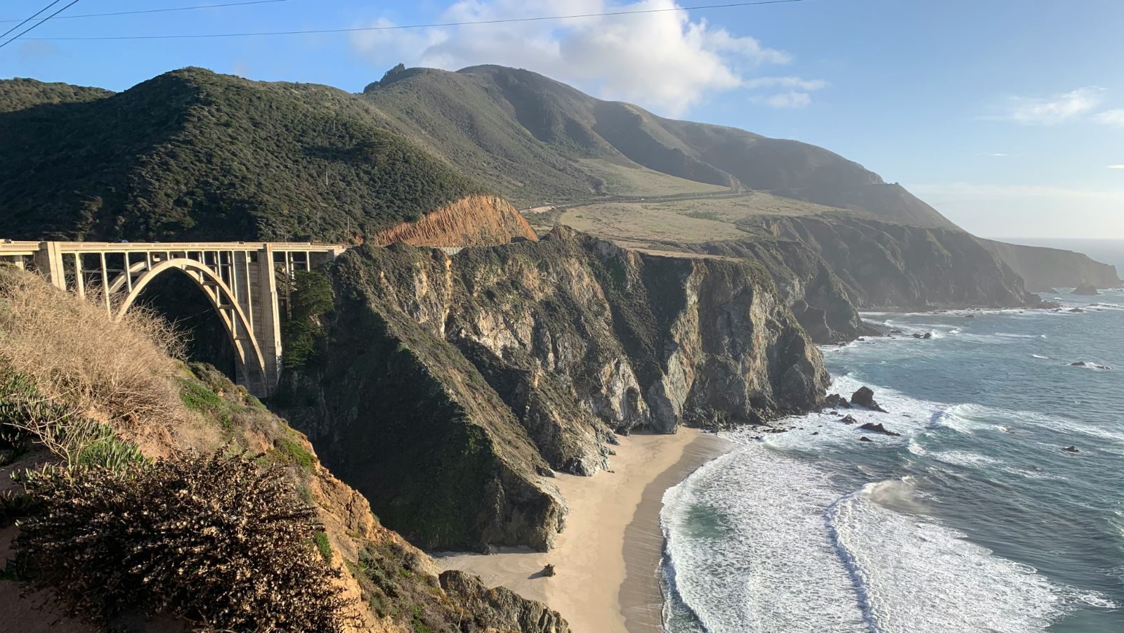 Rondreis Amerika, Monterey & Carmel, kliffen met brug