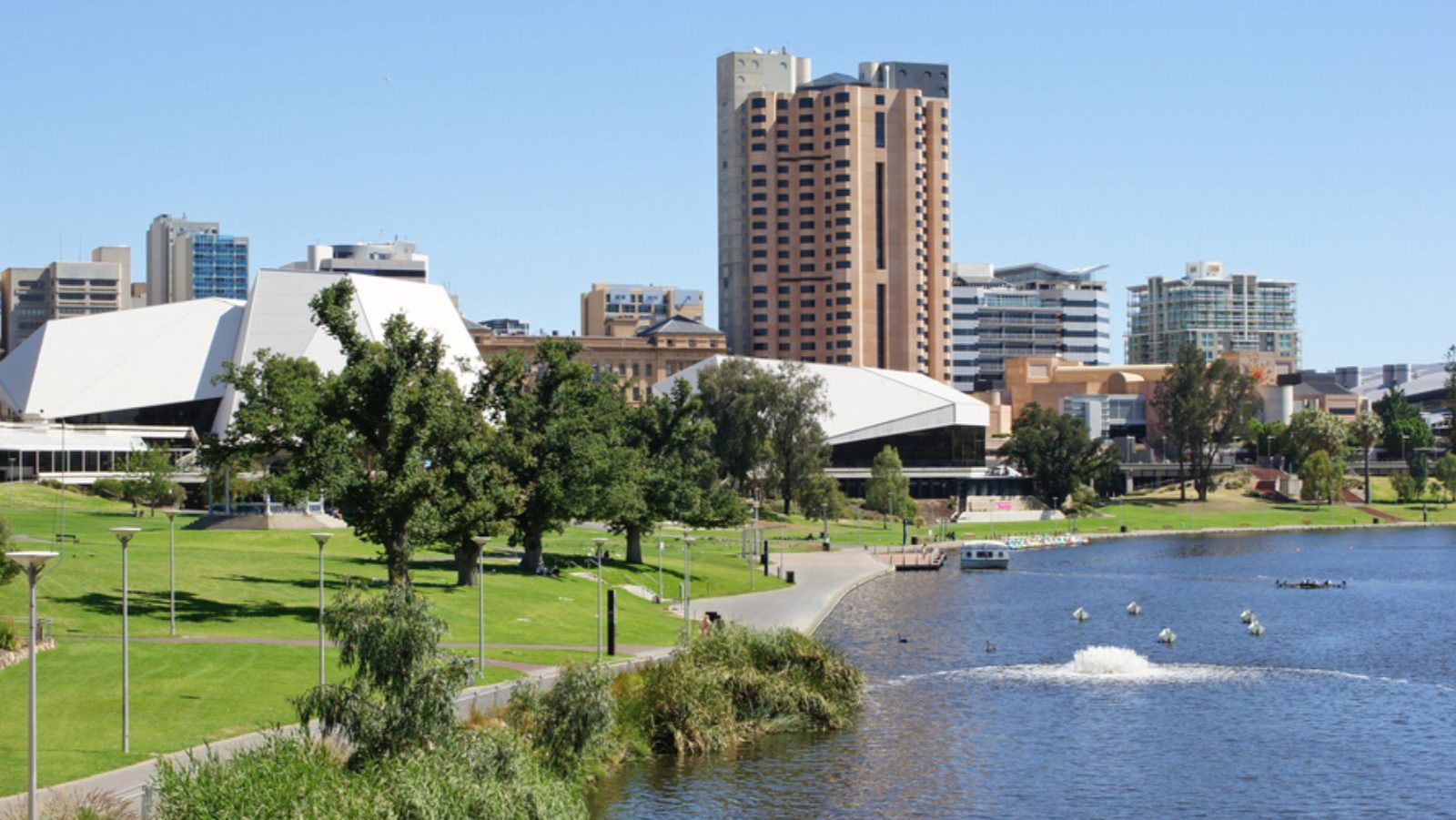 Rondreis Australië, Adelaide, Stad skyline overdag