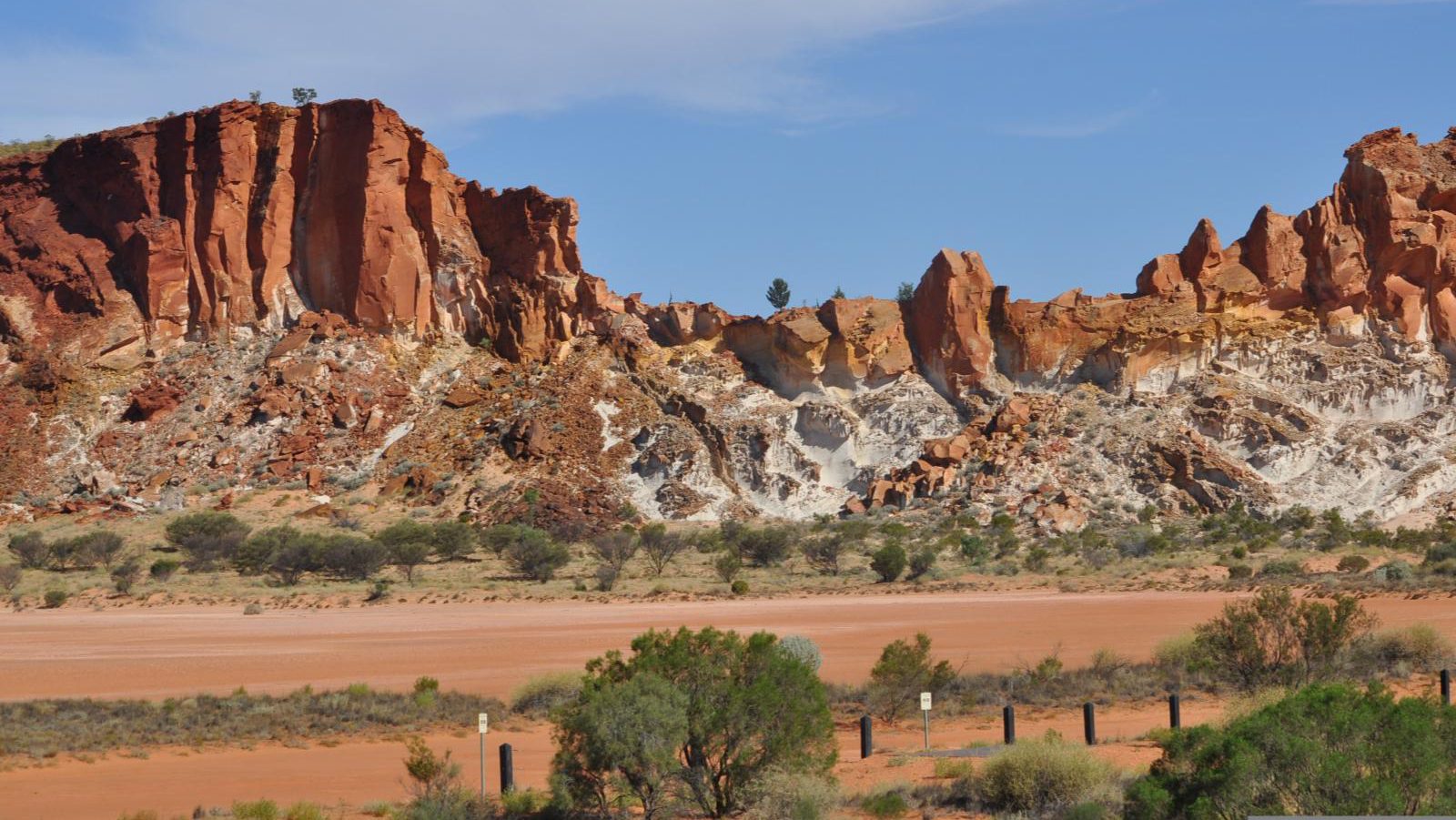 Rondreis Australië, Alice Springs, bergen met uitzicht