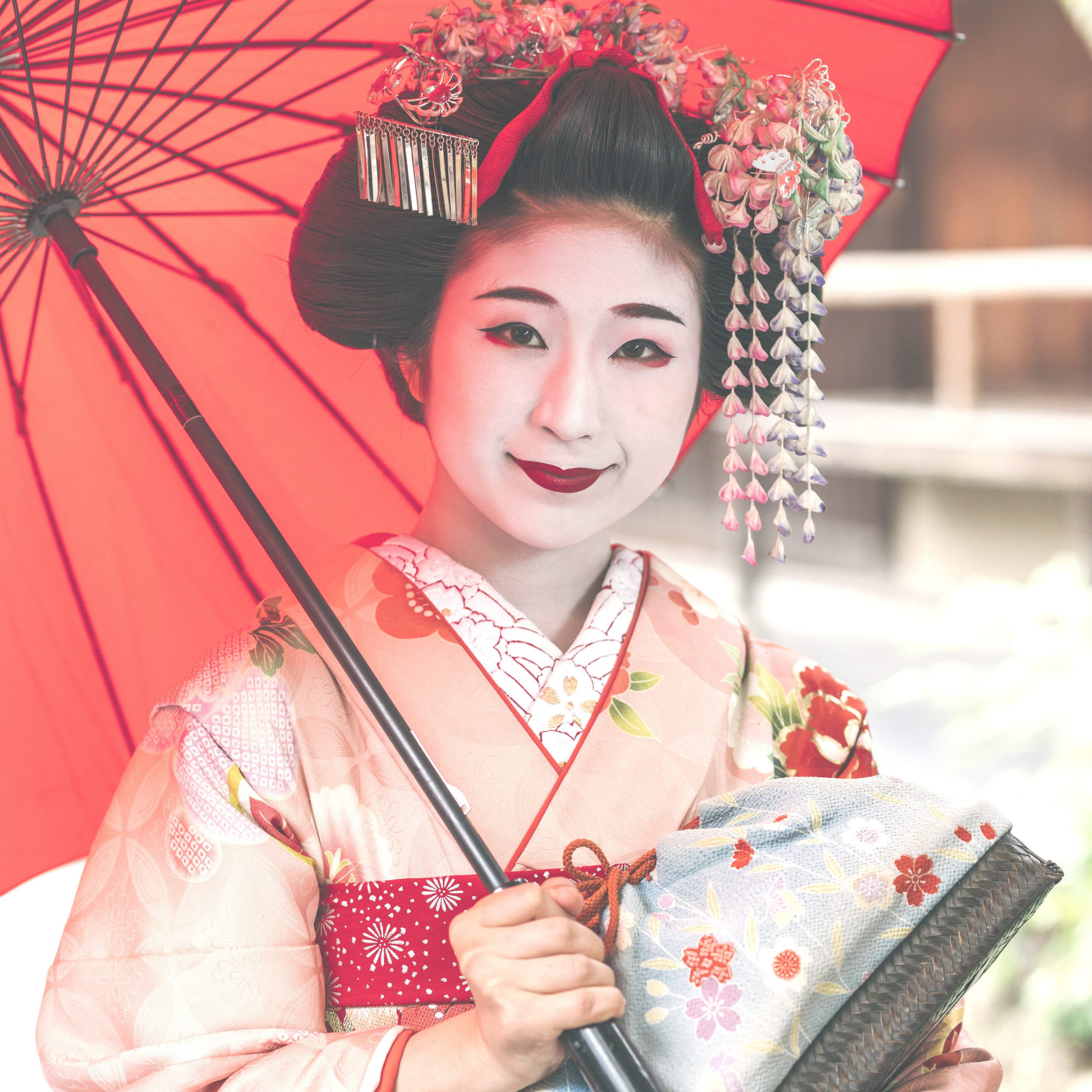 Rondreis Japan, Portrait Of A Maiko Geisha In Gion Kyoto