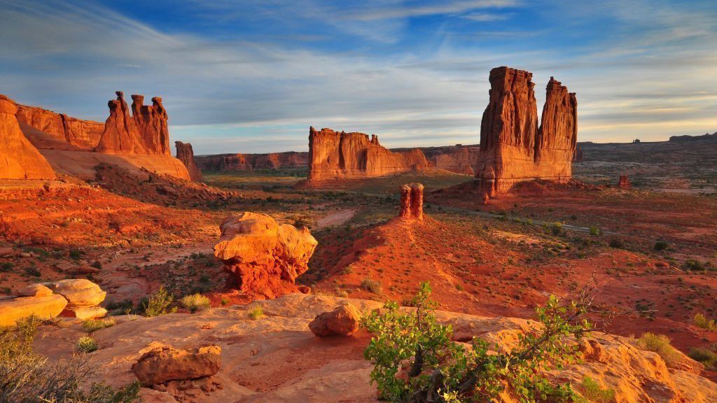 Rondreis Amerika, Arches National Park, rotsformaties met bogen
