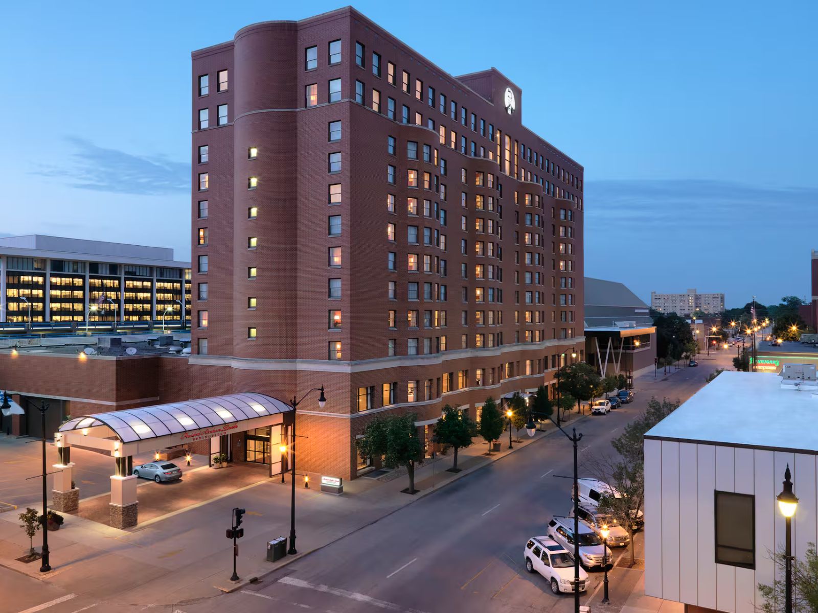 Rondreis Amerika, Springfield Illinois, President Abraham Lincoln Springfield Doubletree, buitenaanzicht