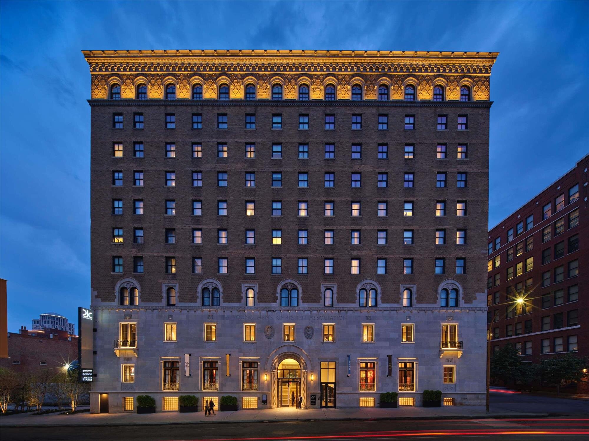 Rondreis Amerika, St Louis, 21c Museum Hotel, buitenaanzicht