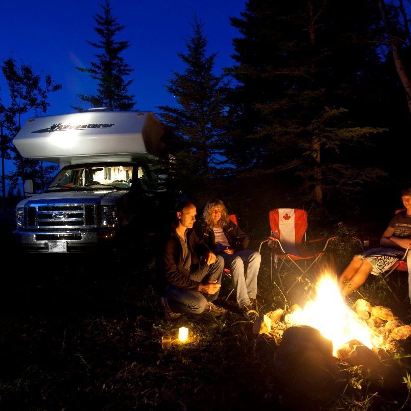 Camper-kampvuur-canada